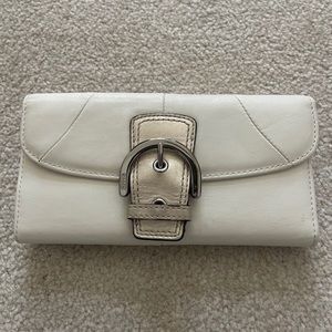 Coach Wallet in Cream